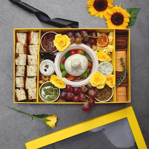 Burrata Cheese Platter (serves 4 to 5)