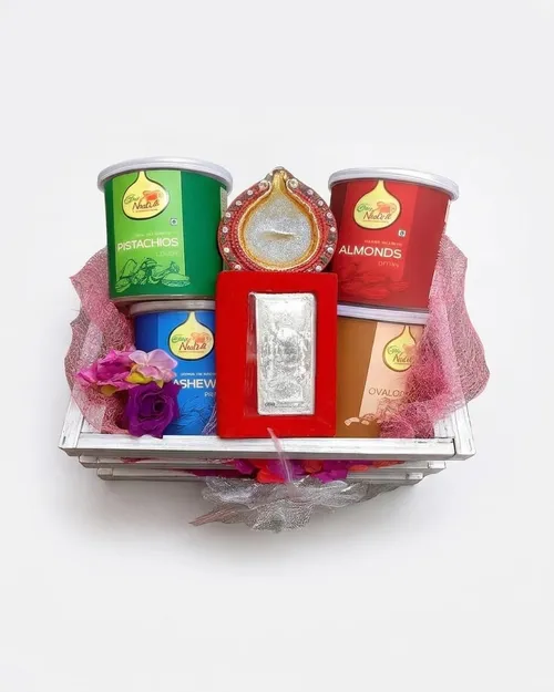Silver Nuts Hamper