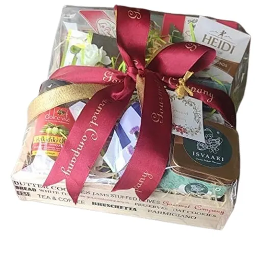 Tea Hamper Gift Set, 8 Items